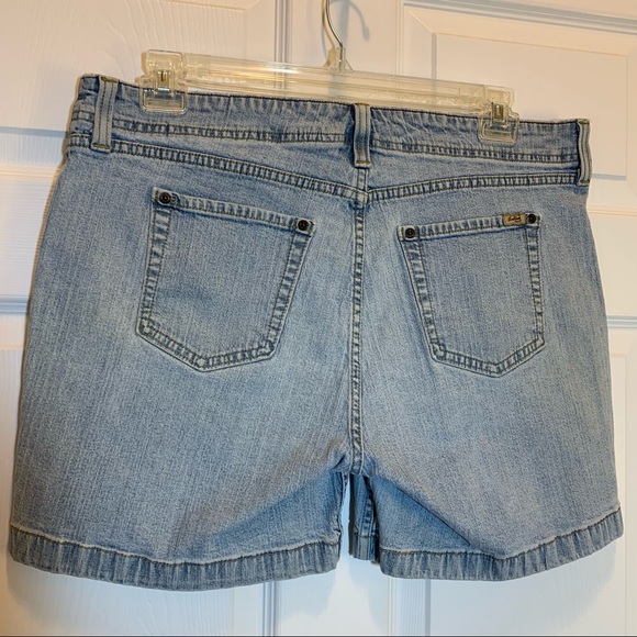 Levi Strauss Signature Stretch Denim Shorts Size16 - Picture 3 of 5